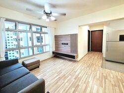 Blk 128B Eastcrown @ Canberra (Sembawang), HDB 3 Rooms #625971411
